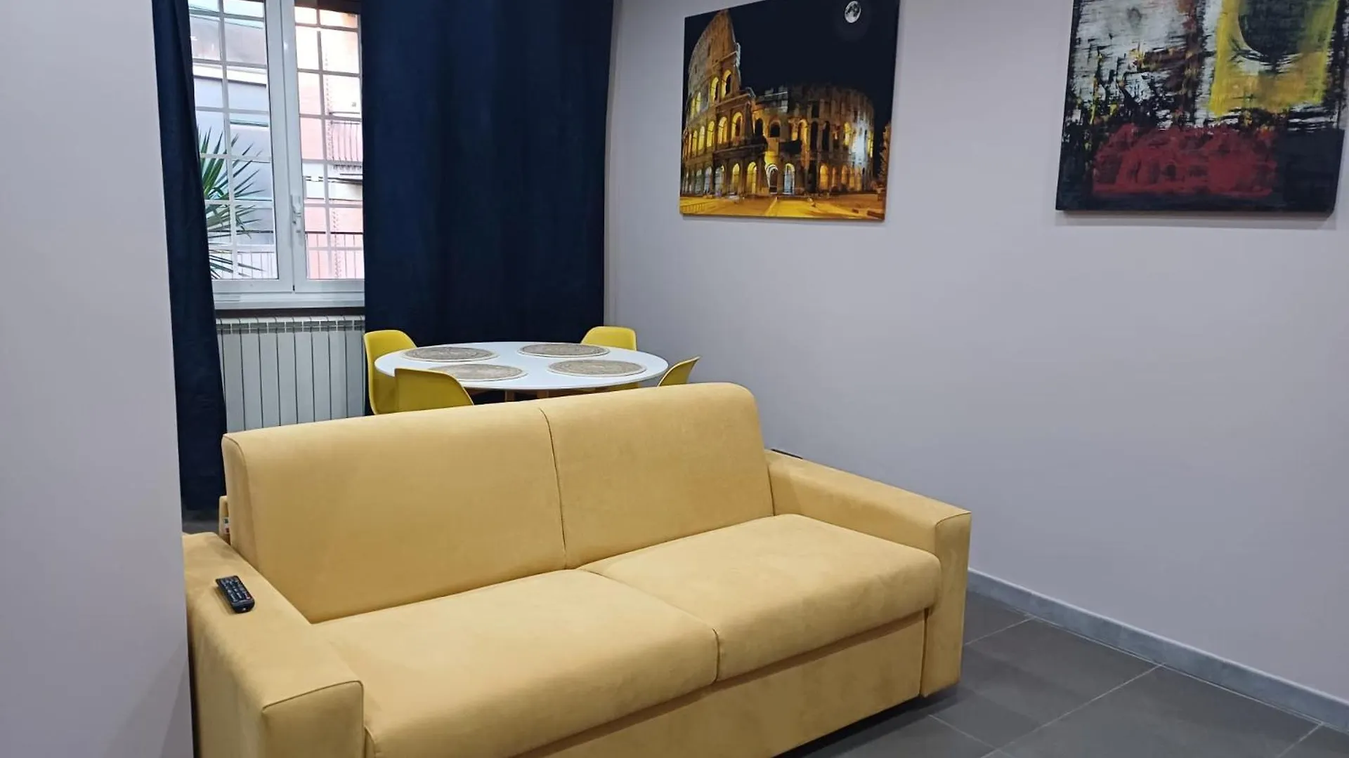 Benny Urban House Appia Apartment Rome Italy